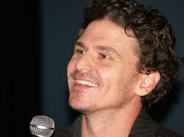 File:Dave Eggers by David - via Daymix
