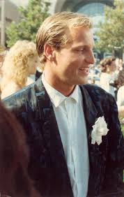 Image Image:<b>Woody Harrelson</b> (1988).jpg <b>...</b> Picture