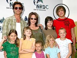 Image <b>Hunter Tylo</b> Files Wrongful Picture