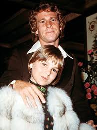  Tatum O�Neil with father Ryan.