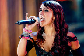 Image La sexy <b>Dulce María</b> belts one Picture