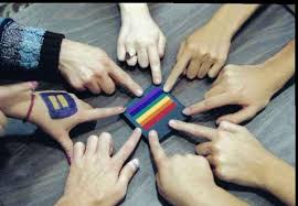  b Bisexual  b 