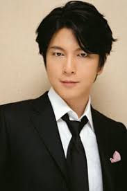 http://img.barks.jp/image/review/1000027936/oi.jpg