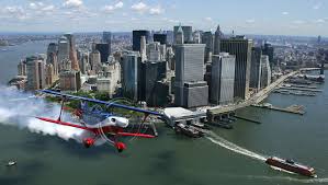 Manhattan Skyline Picture - via Daymix