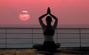 owning some yoga equipment - via Daymix