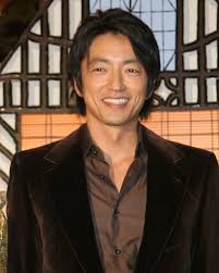 http://feature.movies.jp.msn.com/special/actor2007/gallery/images/98.jpg