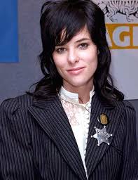 Parker Posey Picture 2