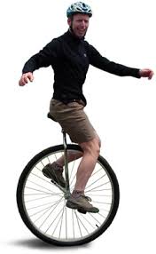 long distance unicycling. - via Daymix