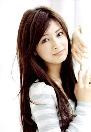http://brandnewderrick.files.wordpress.com/2009/05/kitakawakeiko_dearfriends_55.jpg