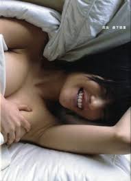 森下悠里写真集『流出』(DVD付き