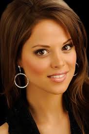 Katie Stam, Miss America 2009 - via Daymix