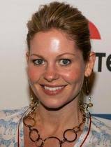 Cameron Bure (D.J. Tanner) - via Daymix