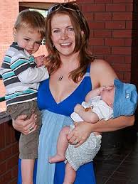 Image <b>Melissa Joan Hart</b>: Parenting Picture