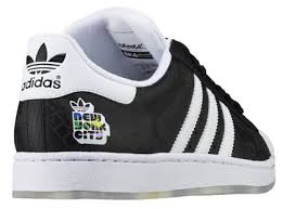 Adicolor Adidas New York.jpg