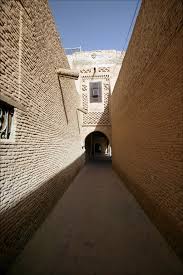 High walls of the medina in Tozeur