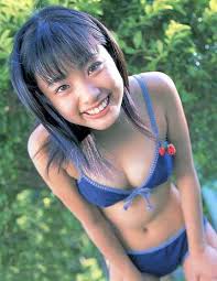 上戸彩は巨乳アイドル？
