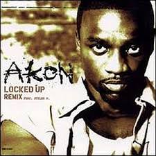 Singer Akon - via Daymix