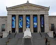 Chicago Attractions for - via Daymix