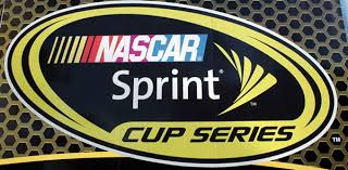 NASCAR. - via Daymix