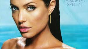   Angelina Jolie   bringing  sexy   back