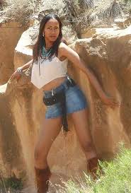 Glamour Model and Actress Char - via Daymix