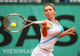 Wimbledon hopeful Simona Halep - via Daymix