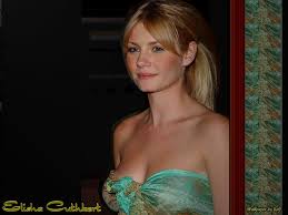 Elisha Cuthbert Picture 4