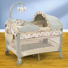 Tender Play Yard. - via Daymix