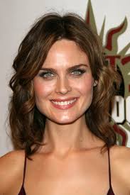 Image gives <b>Emily Deschanel</b> an Picture