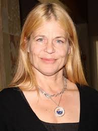 Linda Hamilton Picture 4