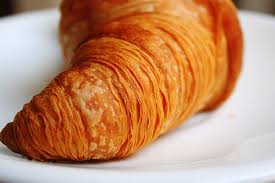 a croissant? - via Daymix