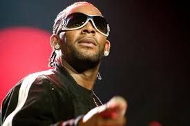 Image <b>R Kelly</b> misses court, Picture