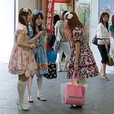 goth lolitas to teach otaku