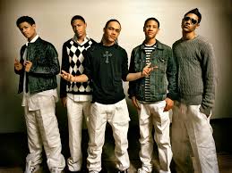 B5 Image b5 group.jpg Picture 1