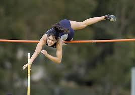 Allison_Stokke_1.jpg - via Daymix