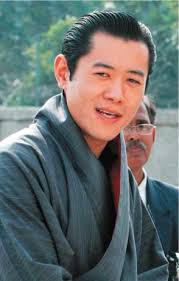 King of Bhutan gives up his absolute 