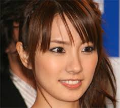 新たにブログを開設した山本梓