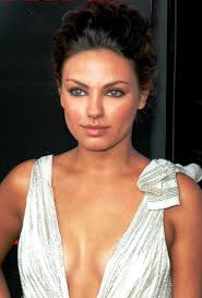 Milena Markovna "Mila" Kunis - via Daymix