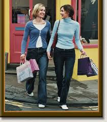 Shopping, anyone? - via Daymix
