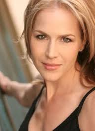 Image <b>Julie Benz</b> Picture