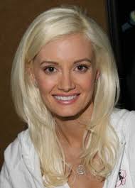 Hugh Hefner`s Girlfriend - via Daymix