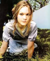 Julia Stiles