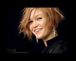 Image Screenshot 1 of <b>Julia Stiles</b> Picture