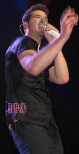 Image Last Thursday, <b>Robin Thicke</b> Picture