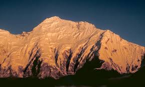 This picture of Mount Everest was