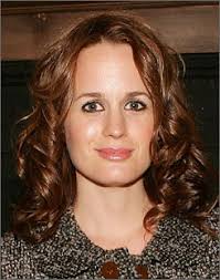 Elizabeth Reaser - via Daymix