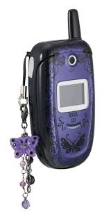 Samsung Ana Sui fashion phone - via Daymix
