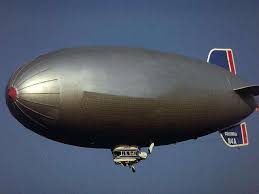 Dirigible Picture - via Daymix