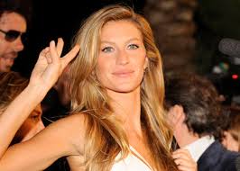 Image At Night – <b>Gisele Bundchen</b> Picture