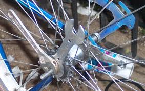 remove_locknut.jpg